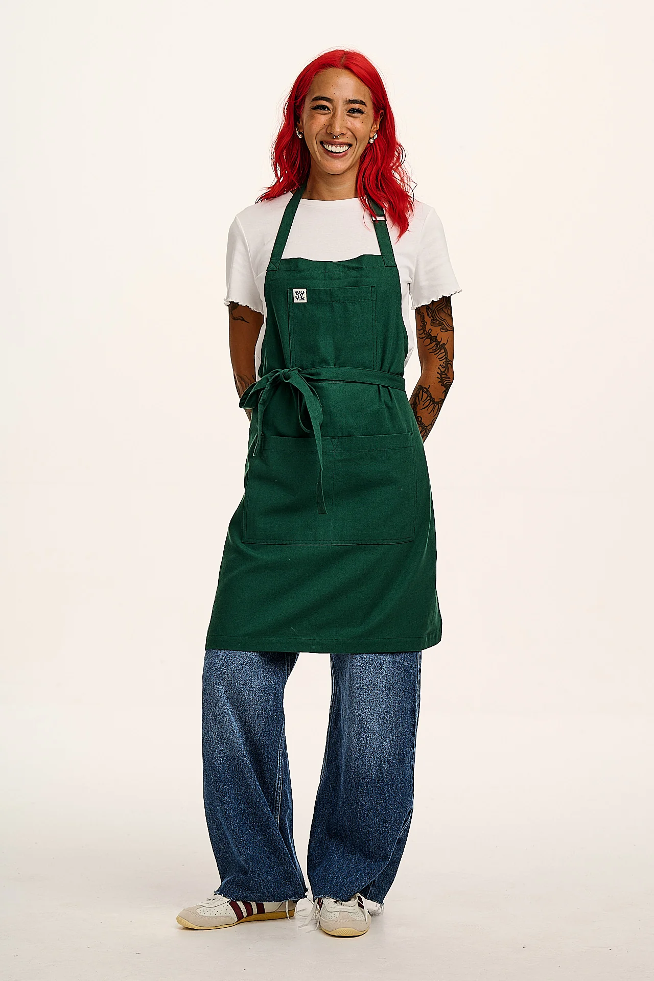 Ada - Midweight Cotton Apron in Posy Green - Image 4