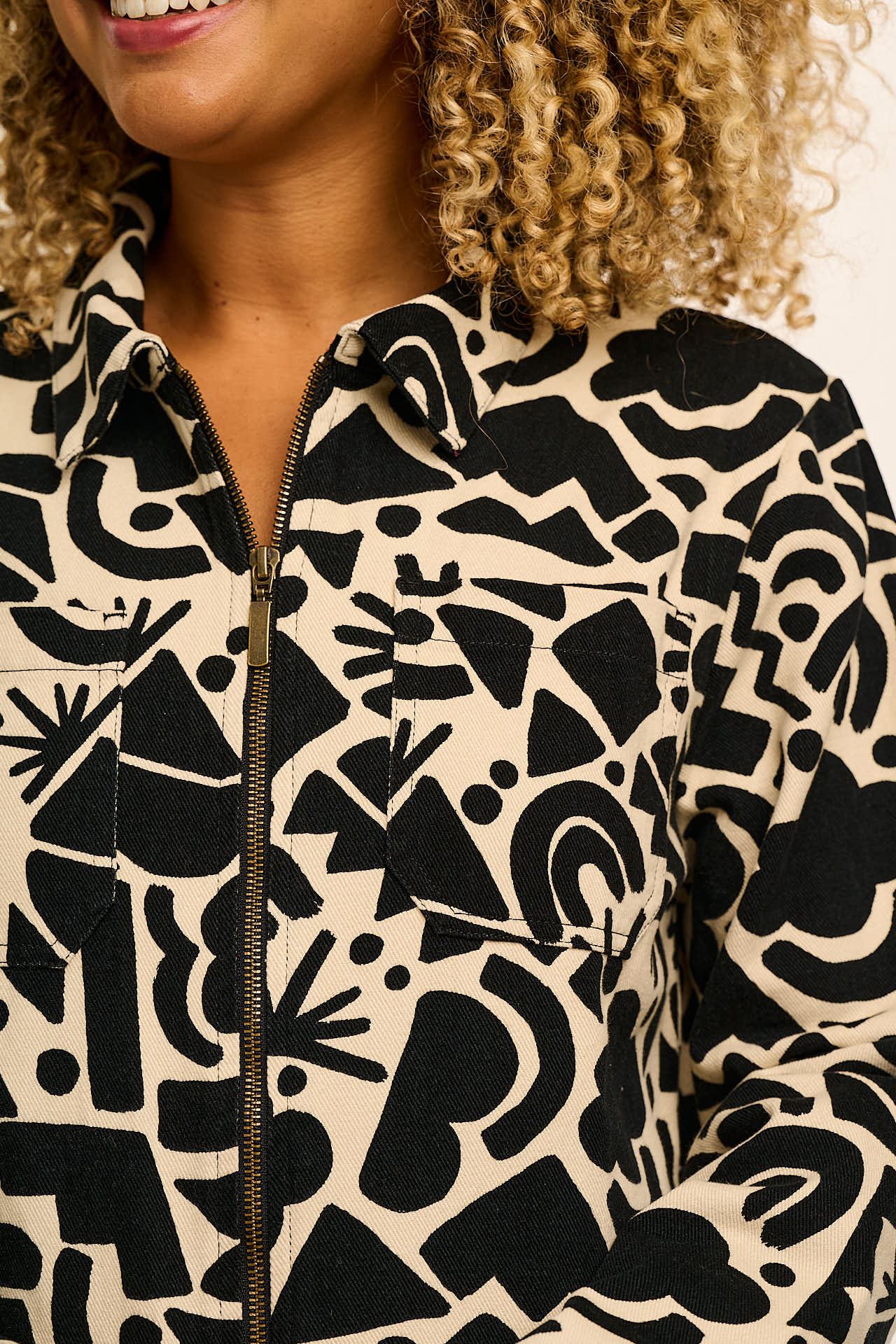 Arendal - Cotton Long Sleeve Jumpsuit in Mono Geo - Image 4