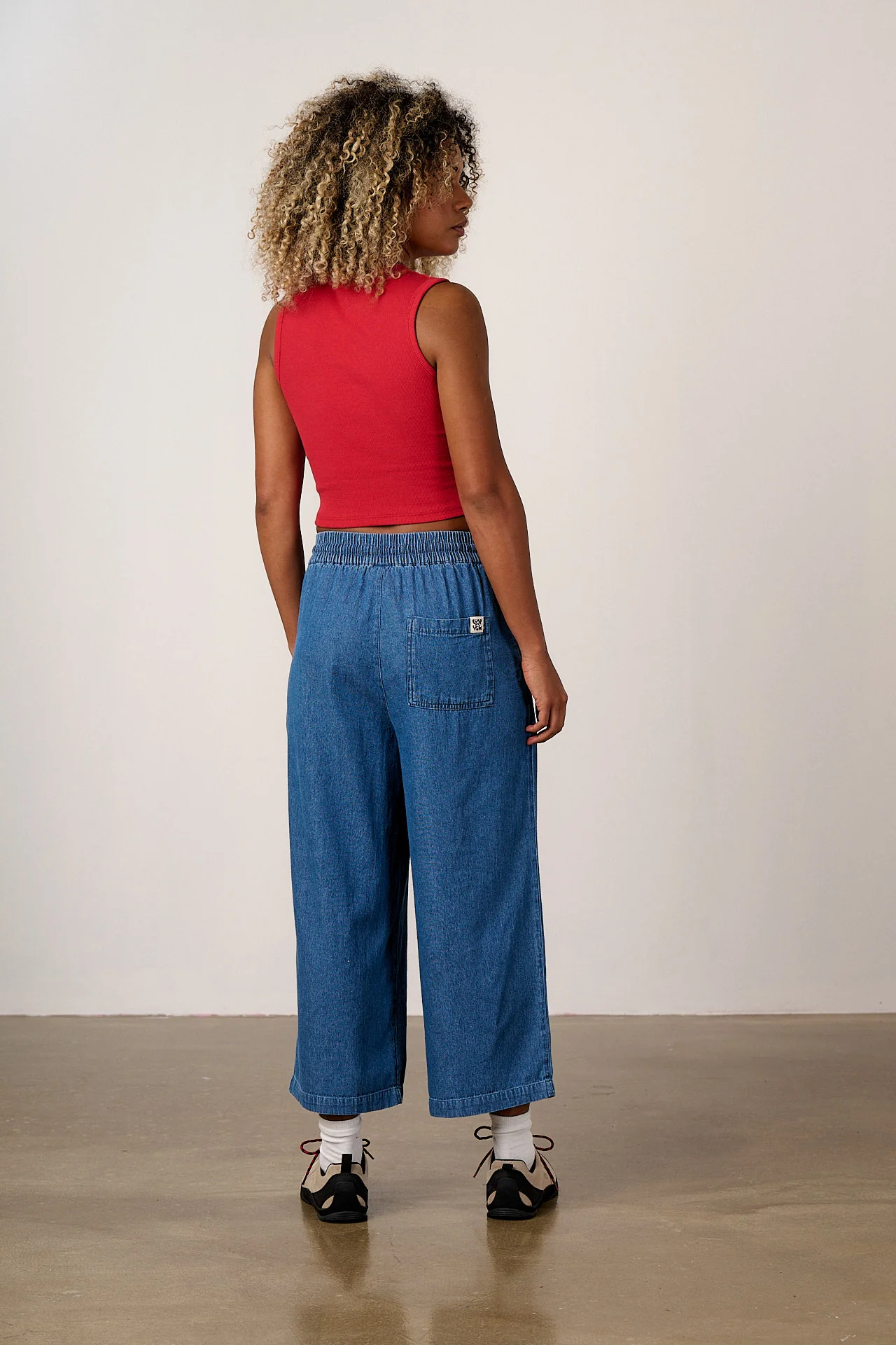 Chuck - Wide Leg Denim Trousers in Mid Wash Blue - Image 5
