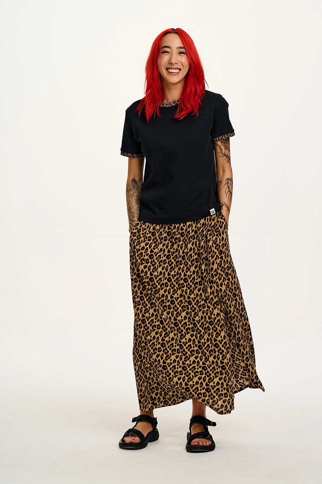 Maya - Cotton T-Shirt in Black Leopard Print - Image 12