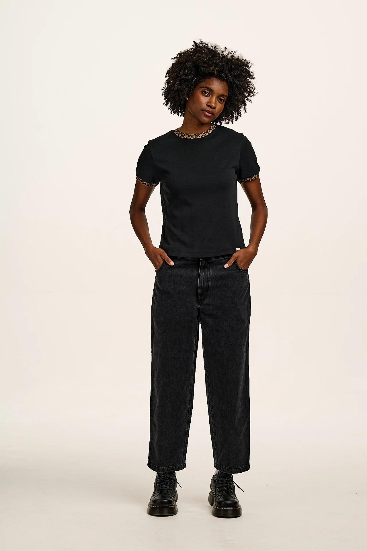 Maya - Cotton T-Shirt in Black Leopard Print - Image 3