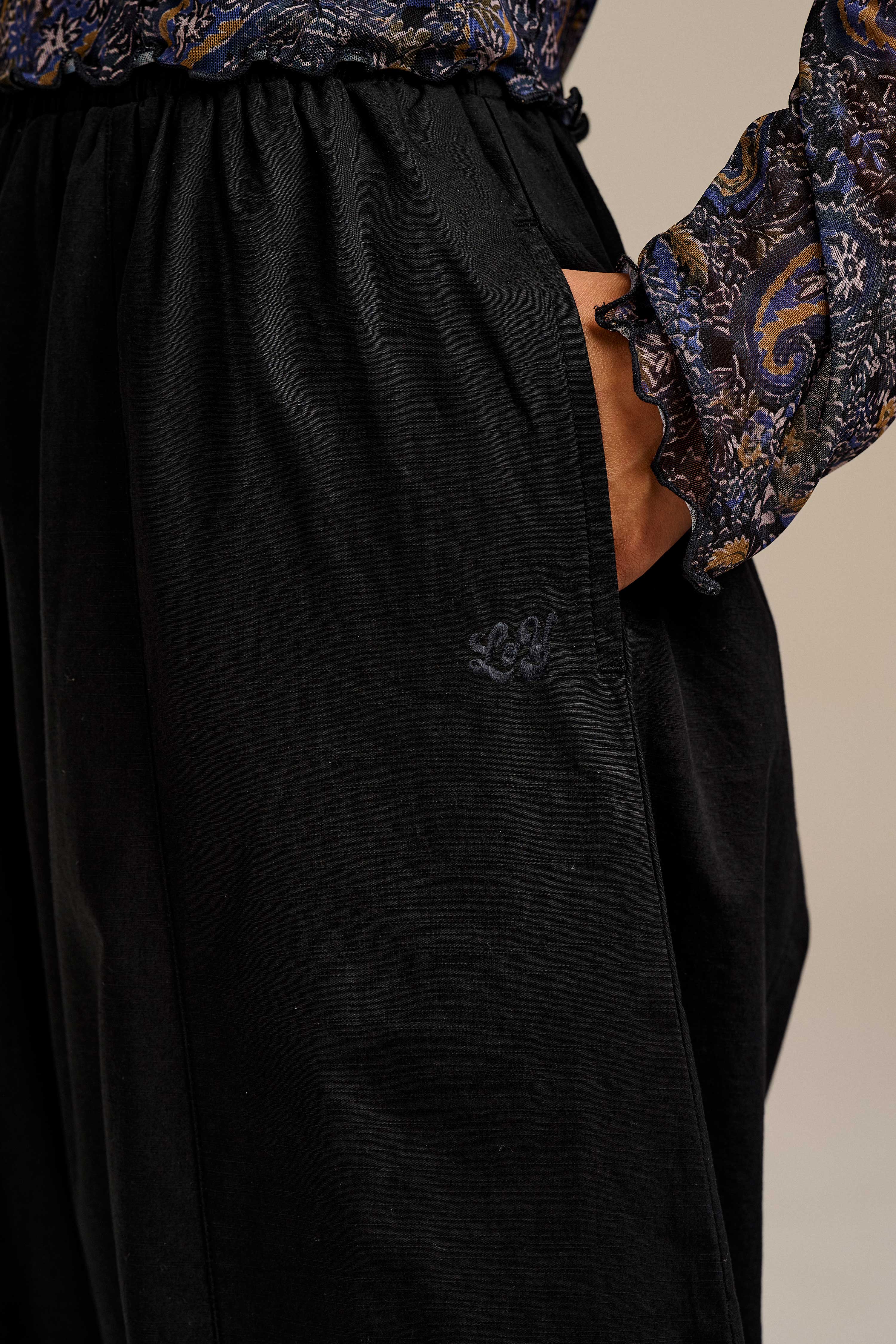 Obregon - Barrel Leg Cotton Trousers in Black - Image 3