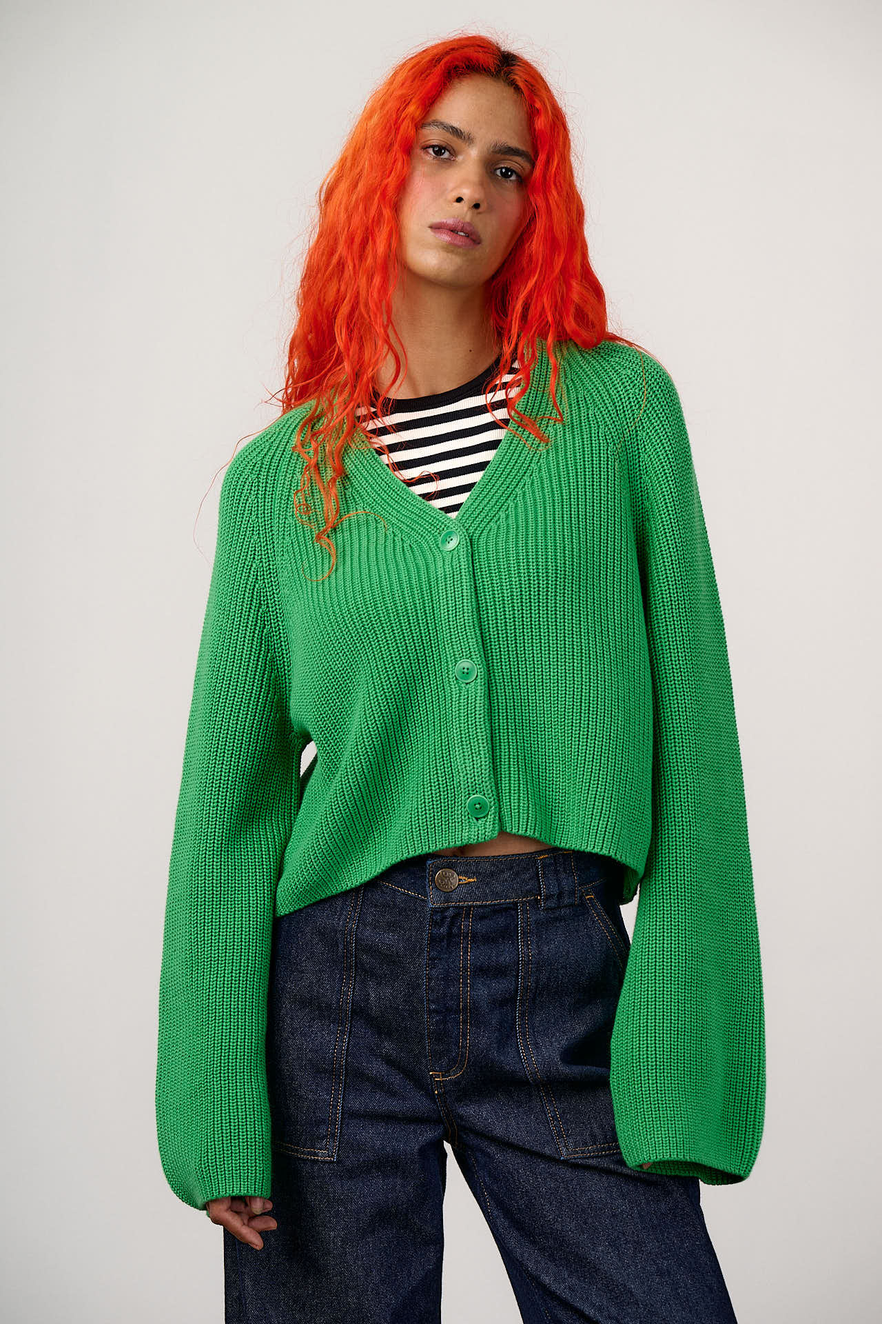 Robyn - V-Neck Cotton Cardigan in Kelly Green - Image 4